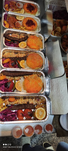 تهیه غذای نامی