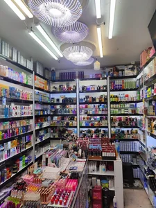 فروشگاه آرایشی ادکلن رضایی(امیر) 4