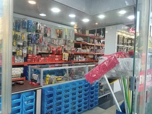 فروشگاه رنگ و ابزار ایران زمین زاهدی