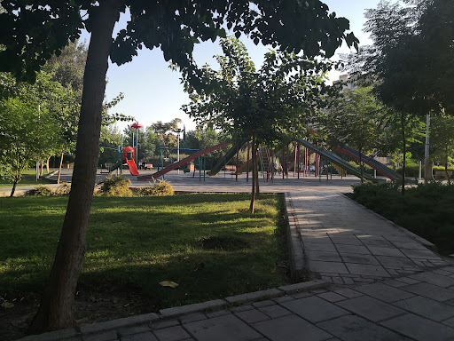 بوستان ماهور