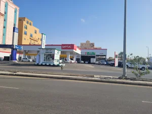 Zahrat Al-Naeem station