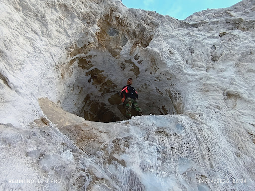 معدن نمک طبیعی کمارج
