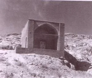 آرامگاه بابا پیر محمود