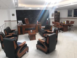 مشاور املاک آرون 2