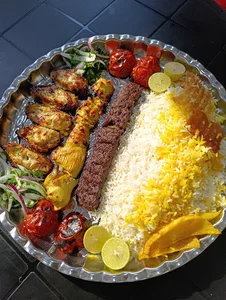 آشپزخانه مرکزی فاطمه خاتون