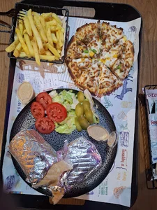 رستوران و فست فود مشاهیر