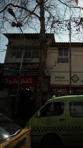 کتاب‌ فروشی پیام دانشگاهی 2