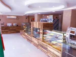 نان و شیرینی شیرینکده