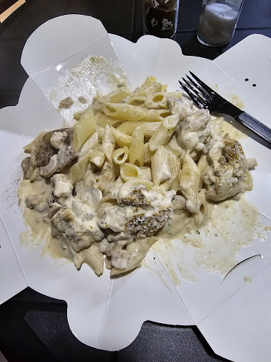 رستوران مک من