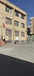 دبیرستان پسرانه ارشاد۸