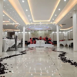 عمارت مجلل نیاوران
