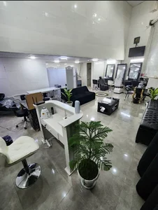 سالن زیبایی ماهرو