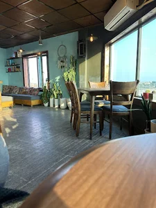 Cafe river