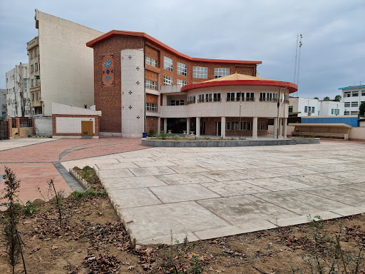 دبیرستان ۱۵ خرداد