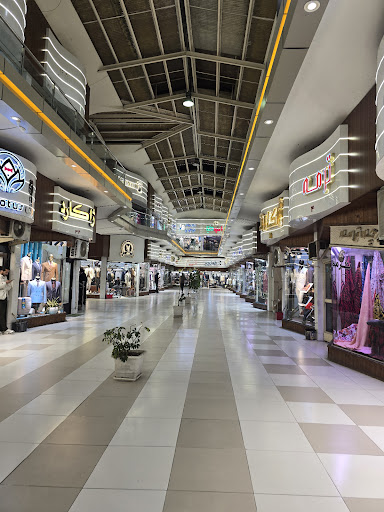 Pasaj Bozorg Shopping Mall