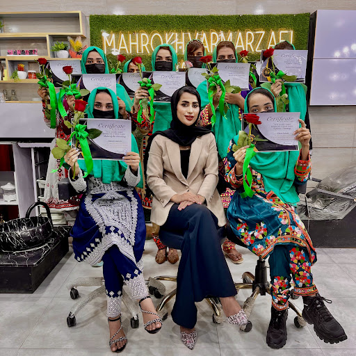 سالن زیبایی ماهرخ