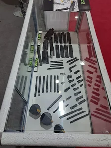 ابزار ZIAX