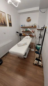 مرکز زیبایی آمارا