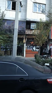 مشاورین املاک احسان 3