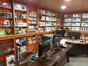 فروشگاه کامپیوتر کلاک