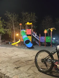 زمین بازی کودکان