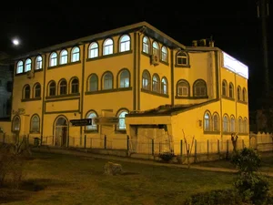 کتابخانه آزادگان