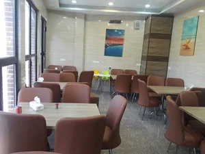 رستوران جوان هنرور