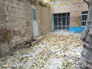 آموزشگاه مینا کاری روی سفال
