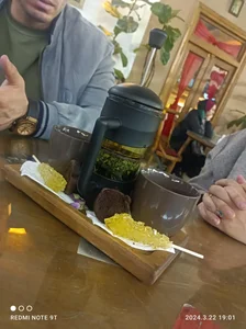 کافه رستوران سنتی سوگلی 2