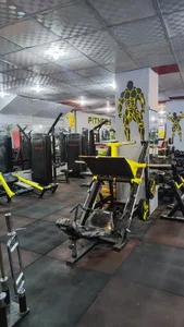 باشگاه بدنسازی مبارز 5