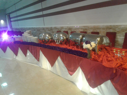 Tiraje Hall