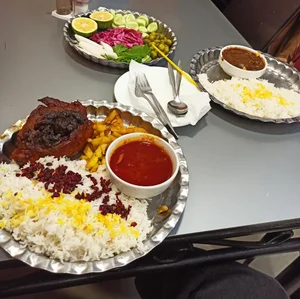 غذا خوری گلستان 2
