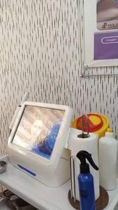 کلینیک پوست و زیبایی ماری 4