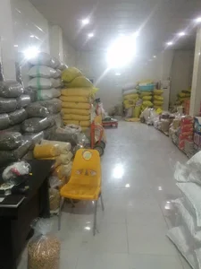 عمده فروشی و انبار آجیل و خشکبار نیکا