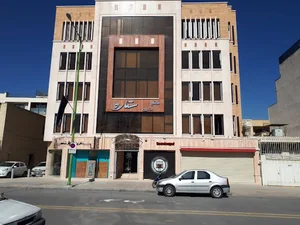 مجتمع اداری و جان اسنک