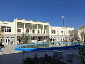 دانشگاه دانش پژوهان پیشرو