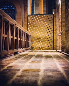مسجد و زیارتگاه هاجر خاتون 5