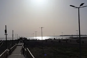 اسکله بندر ترکمن