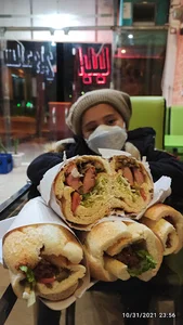 ساندویچی ایلیا