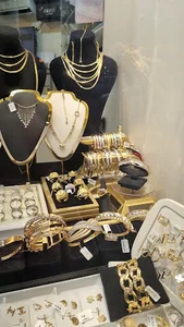 جواهری زرنوش