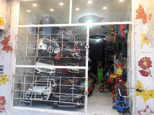 فروشگاه ونمایندگی انحصاری ماشین ومتور های شارژی وکنترلی شادیران.تعمیرات وخدمات پس از فروش..