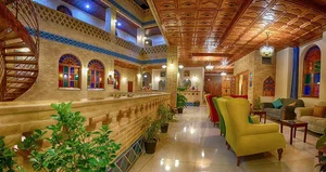 هتل سنتی درباری 4