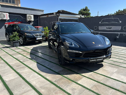 luxury.carwash (لاکچری کارواش)