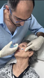 مطب پوست و لیزر صادقی 3