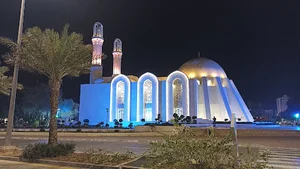 مسجد ثامن الائمه