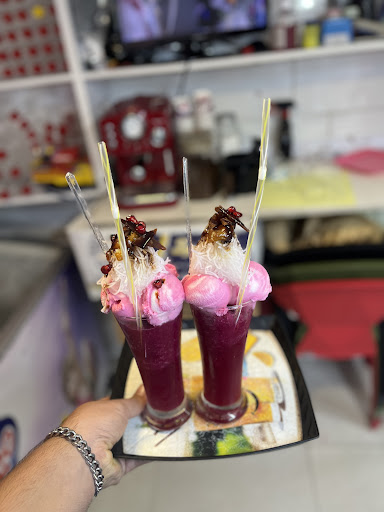 آبمیوه و بستنی شانار