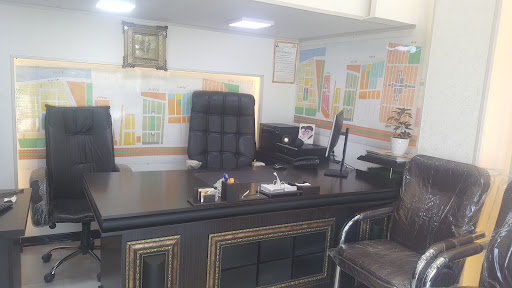 مشاور املاک عالی