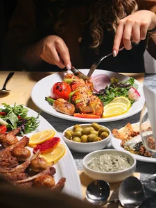 Khorshid Restaurant