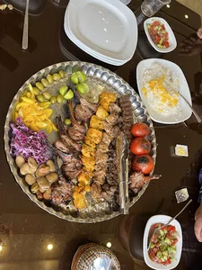 کافه رستوران سارونی