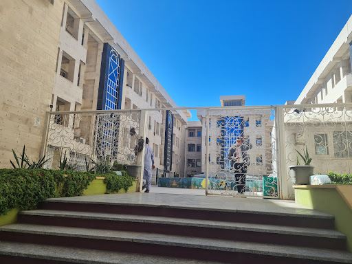 پارکینگ سعدی (ستاد شماره ۲ شهرداری)